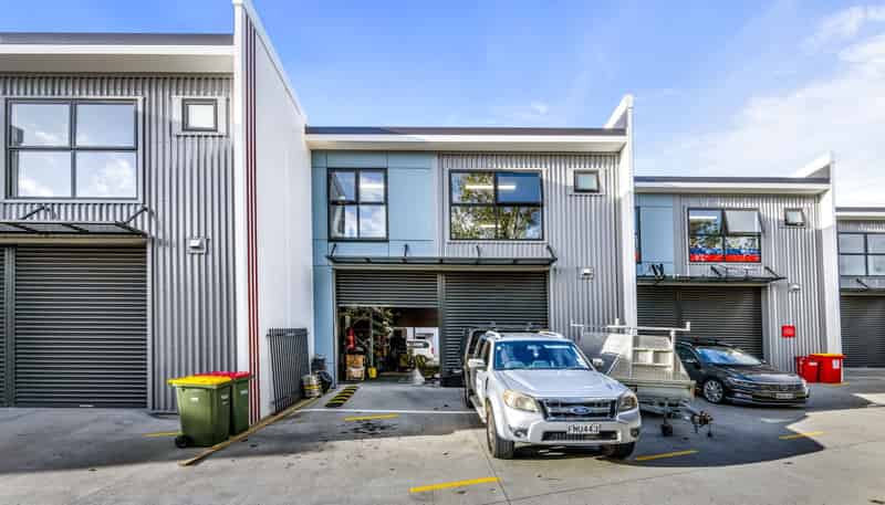 20/8 Laurenson Road, Hobsonville