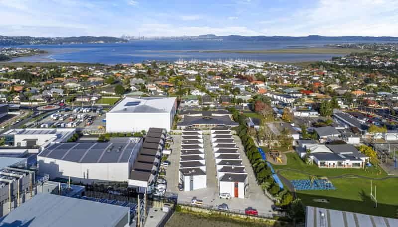 20/8 Laurenson Road, Hobsonville