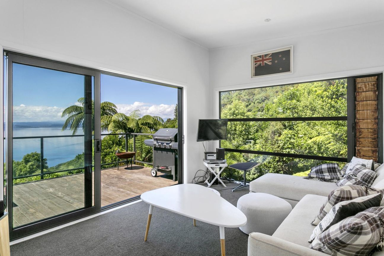Privacy, views and peace above the lake - Mehr