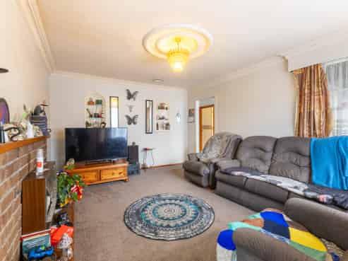 11 Peters Avenue, Cloverlea