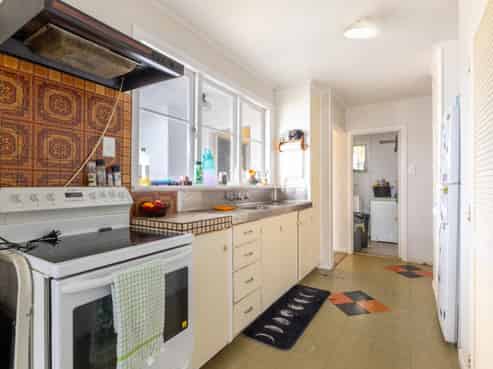 11 Peters Avenue, Cloverlea