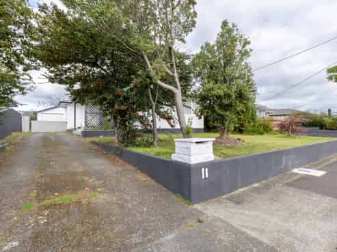 11 Peters Avenue, Cloverlea