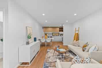 4/70 Isleworth Road, Bishopdale