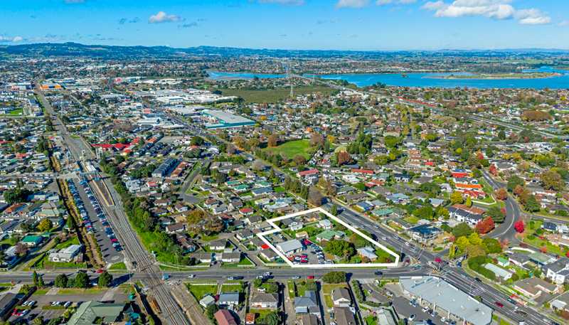 120-128 Great South Road, Takanini