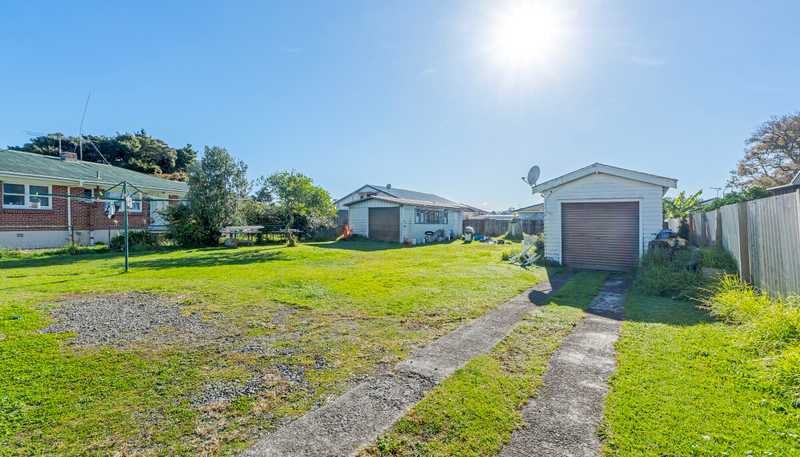 120-128 Great South Road, Takanini