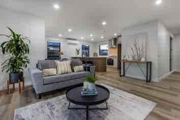 11 Oak Place, Levin