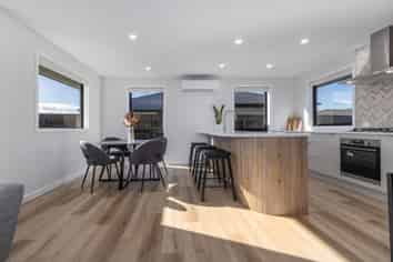 11 Oak Place, Levin