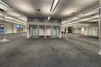 Large Office near the Airport with Ample Parking 
