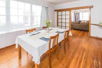 25 Brassey Road, Saint Johns Hill