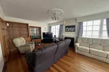 25 Brassey Road, Saint Johns Hill