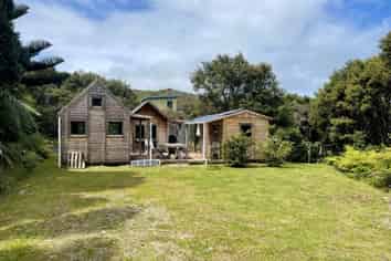 333 Blind Bay Road, Great Barrier Island