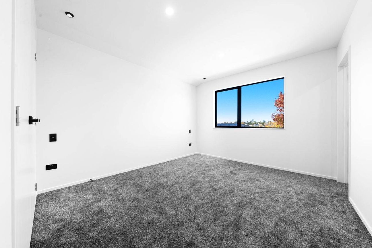 Apartment in Auckland, Howick Central, Howick - View 2