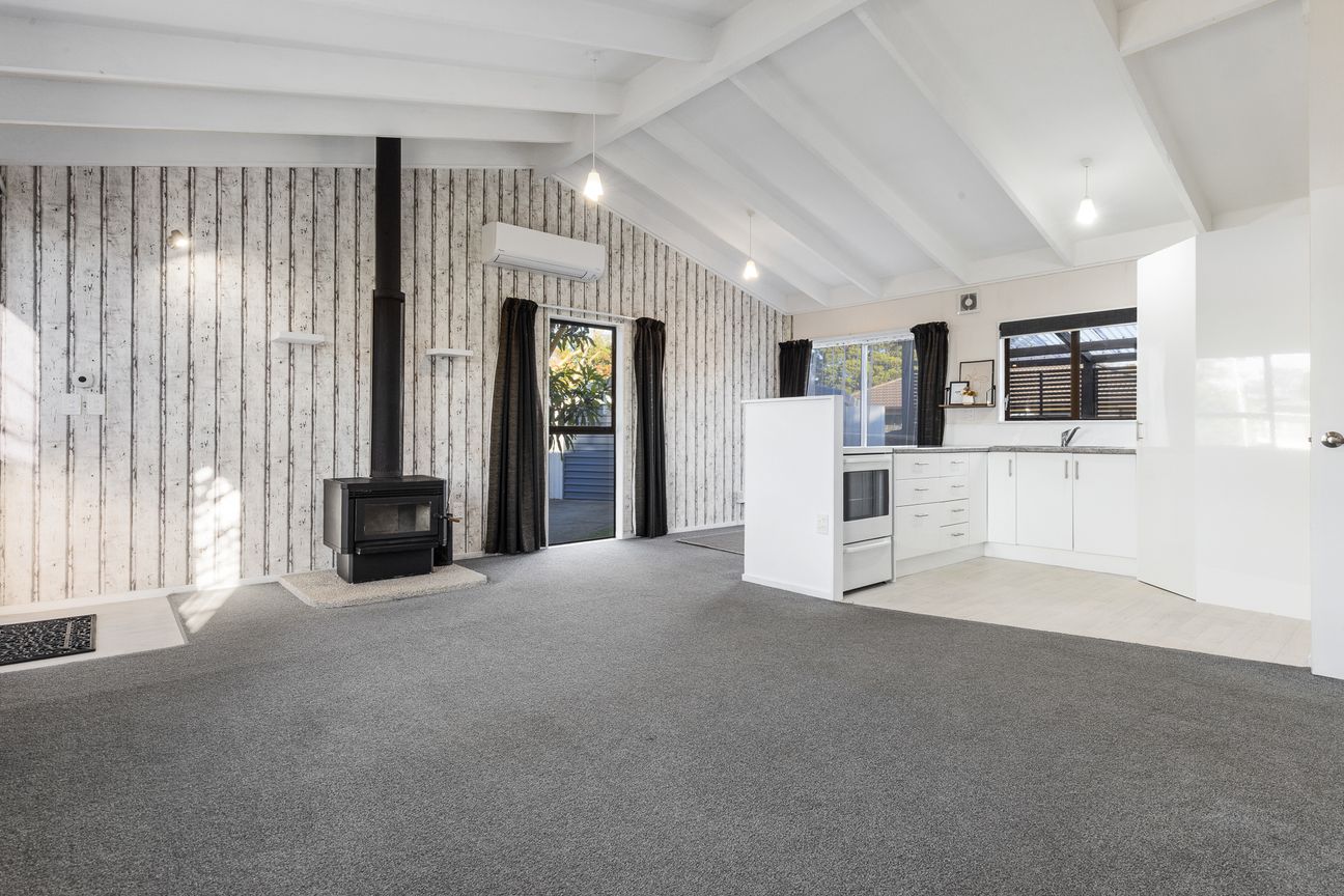 Price Reduced - Outstanding Value! - Vue 3