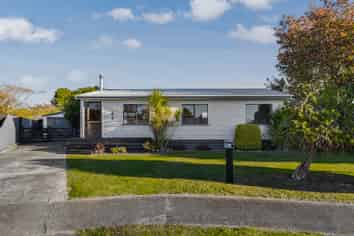 4 Kirkcaldie Grove, Levin