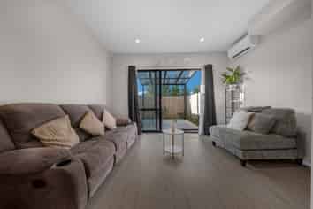 5/53 Archibald Road, Kelston