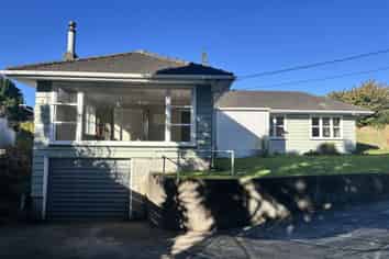 9 Bluegum Road, Paraparaumu Beach