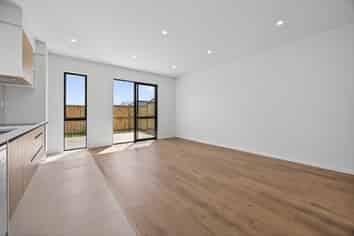 10 Kaapehu Street, Karaka