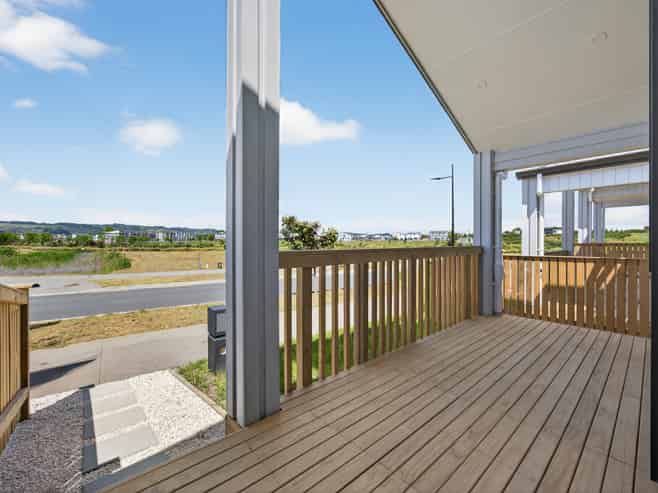 10 Kaapehu Street, Karaka