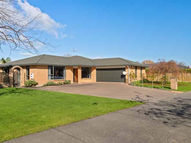 5 Margaret Place, Lytton West
