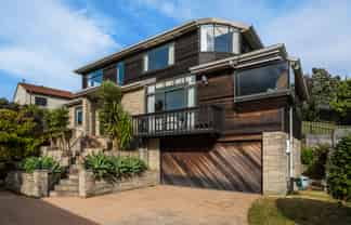 107 Cockayne Road, Khandallah