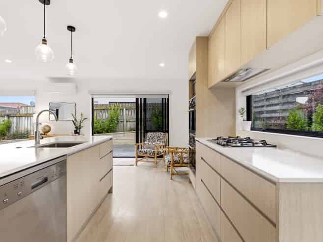 4C Mere Road, Taupo