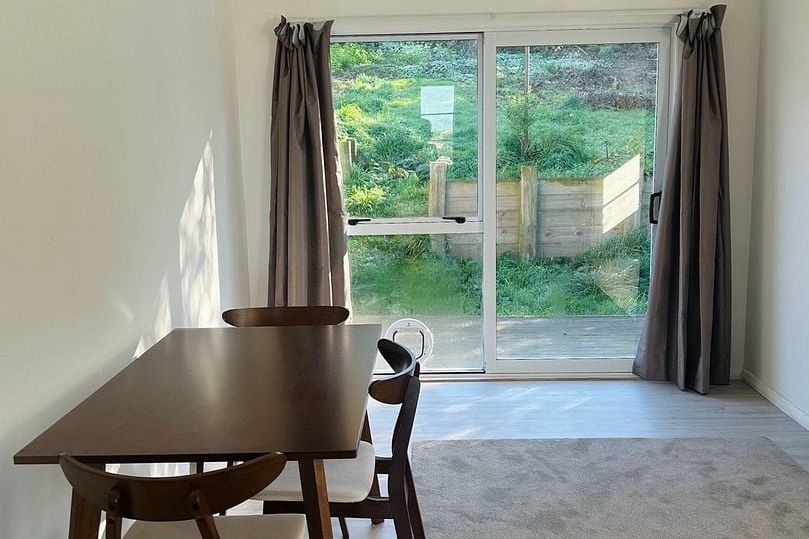 Sunny 2-bedroom home with heat pumps in Wakari - Widok 4