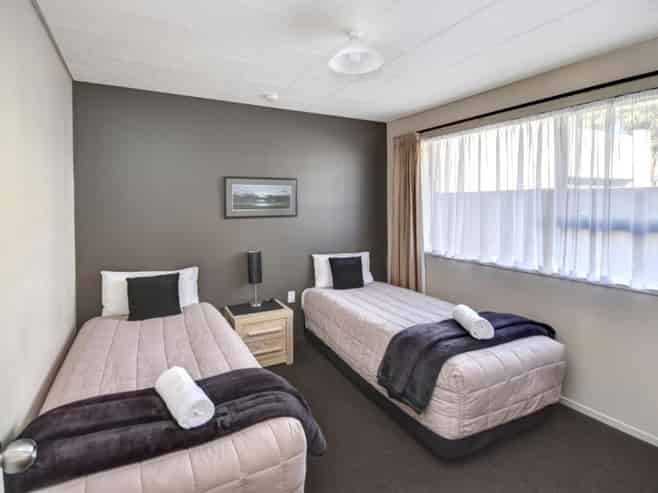 St Kilda Beach 17 Unit Motel - Price Reduced