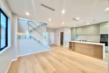 12 Wira Lane, Silverdale