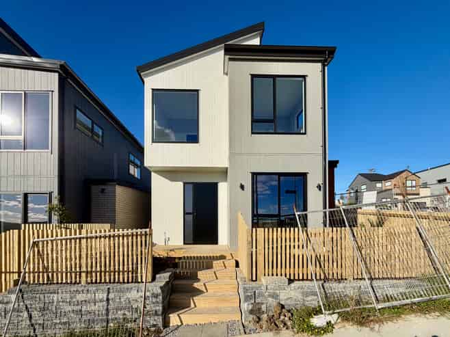 12 Wira Lane, Silverdale