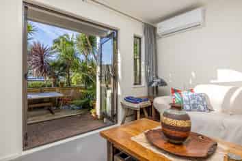 23/92 Bush Road, Albany