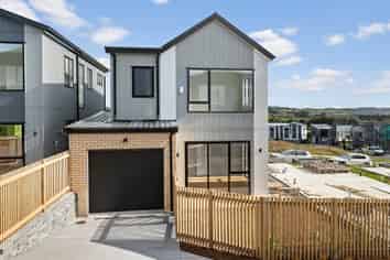 8 Wira Lane, Silverdale