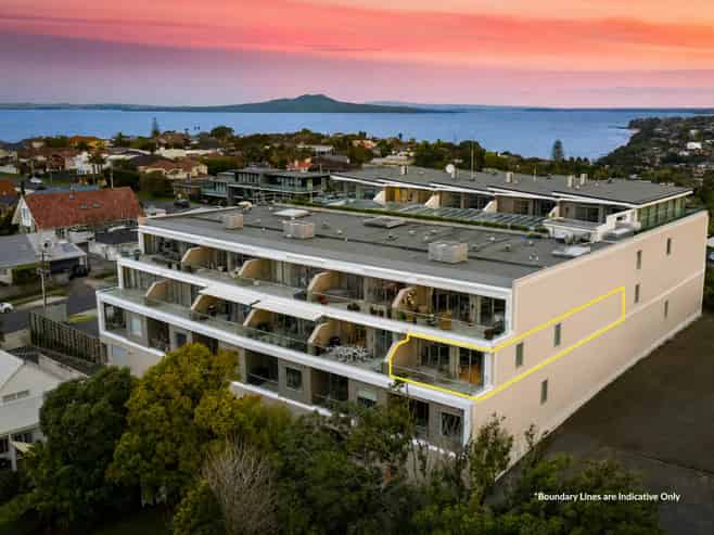 106/585 Beach Road, Rothesay Bay