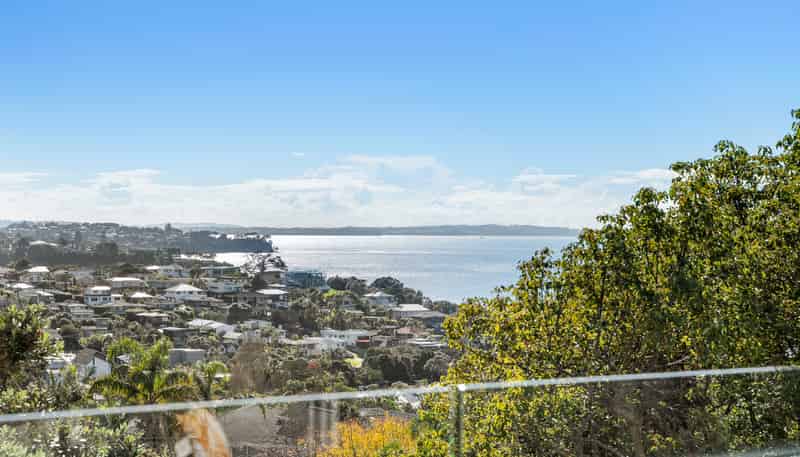 106/585 Beach Road, Rothesay Bay