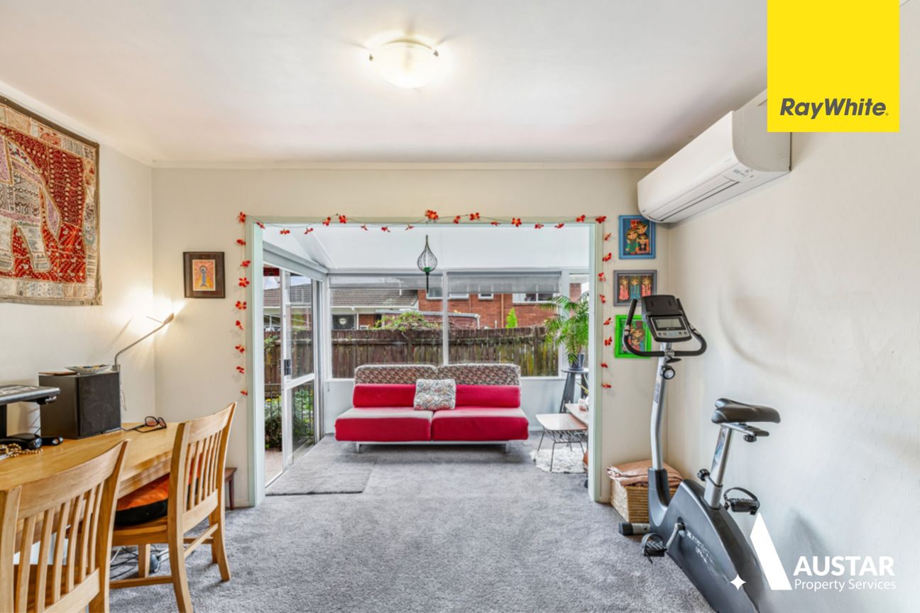 Charming 2-Bedroom Home at 8 Hiseman Lane, Henderson - Aanzicht 6