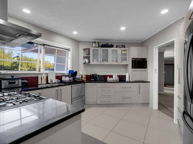 104 Poaka Avenue, Dinsdale