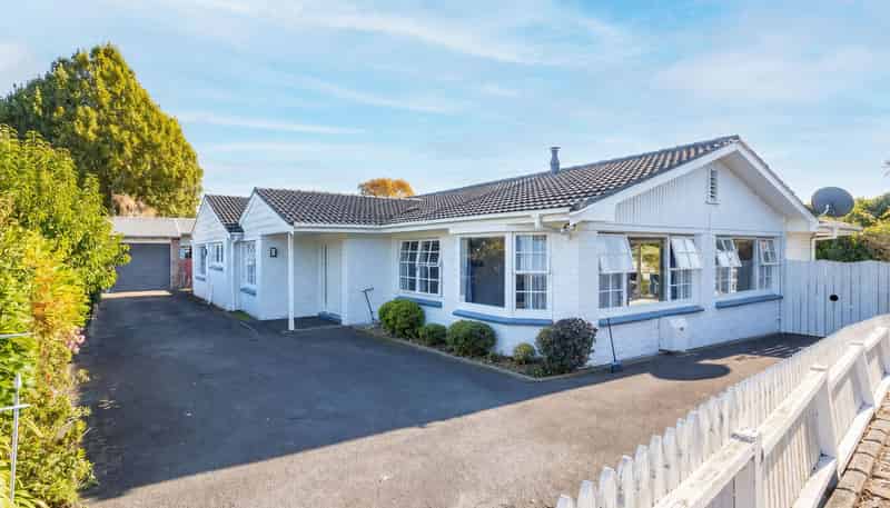 104 Poaka Avenue, Dinsdale