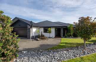 20 Pine Crest Drive, Richmond