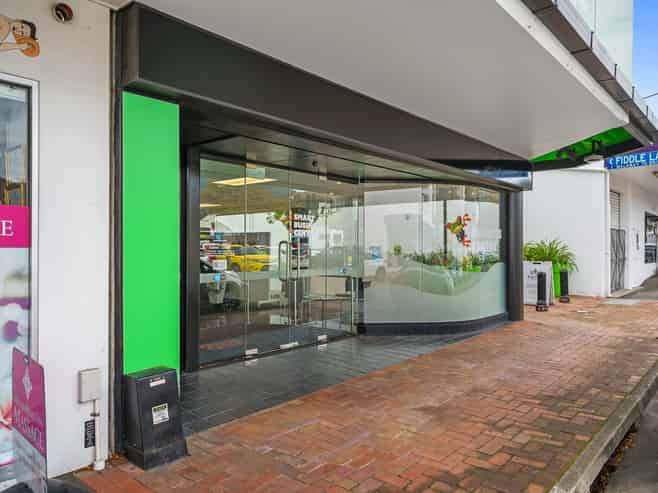 Prime Nelson CBD investment with rental upside