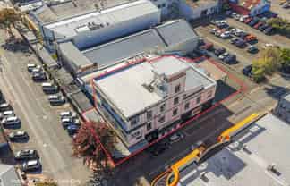 Landmark investment with income and upside