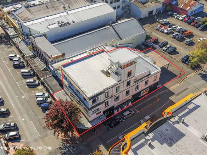 Landmark investment with income and upside