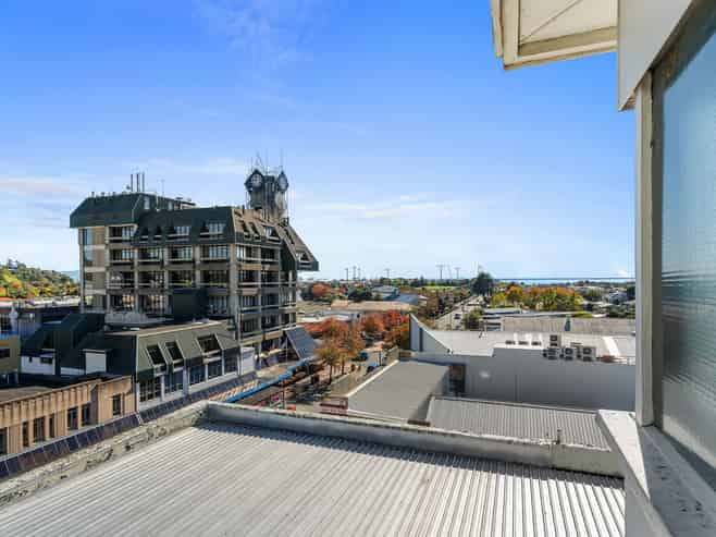 Landmark investment with income and upside