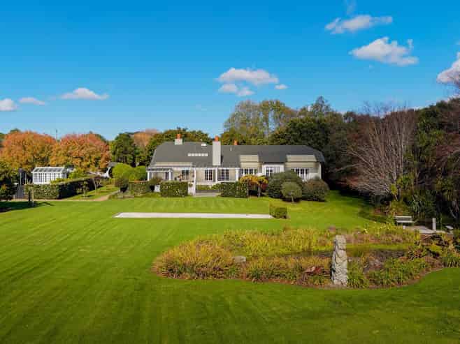 998 Peak Road, Waimauku