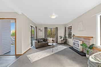 8 Hughson Street, Waitara