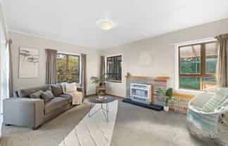 8 Hughson Street, Waitara