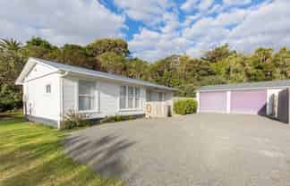 856A Hokio Beach Road, Hokio Beach