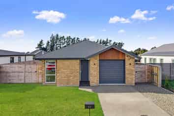 37 Greig Crescent, Amberley