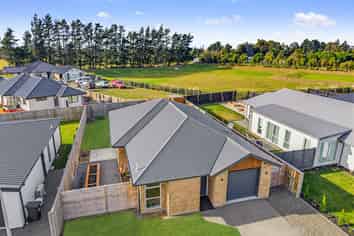37 Greig Crescent, Amberley