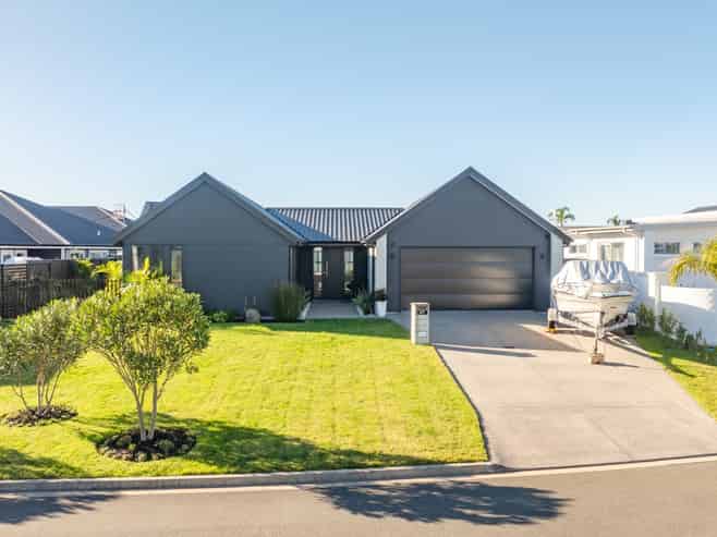 47 Colpoma Close, Papamoa Beach