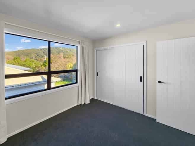 6/17 Faulke Avenue, Wainuiomata