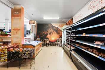 Home of the popular Lekker Shop